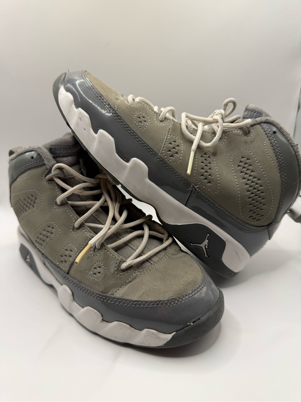 Air Jordan 9 Retro "Cool Grey" Grade School 3Y